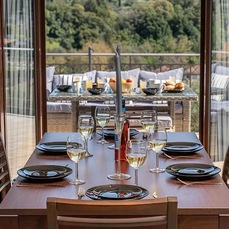 فيلة Richmond Greece *