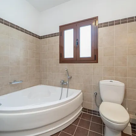 فيلة Richmond Greece